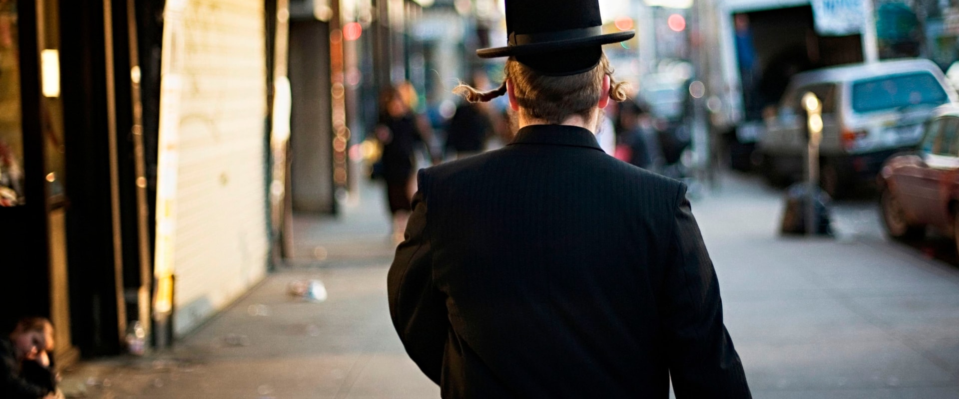 What Challenges Does the Jewish Community in London Face Today?