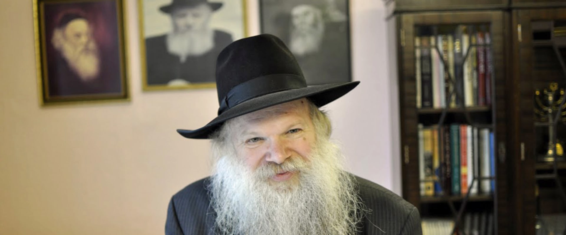 Supporting and Engaging with the Jewish Community in London: A Guide for Interfaith Initiatives